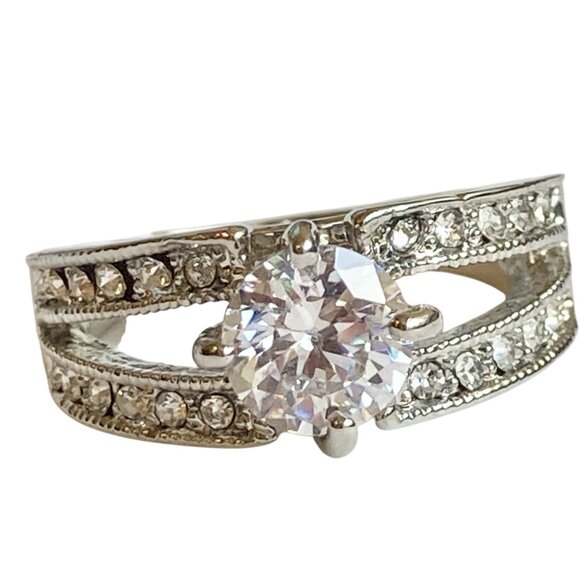 Vintage Silver Cubic Zirconia Cocktail Engagement Ring Size 6 7 8 9 RhodiumPlate - Picture 1 of 15